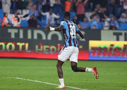 Ligin zirvesinde Onuachu var! Trabzonspor'u sırtladı