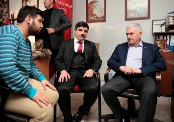 Başbakan Yıldırım'dan esnaf ziyareti