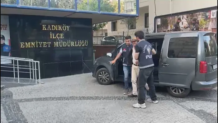 Kadıköy'de Güney Koreli yayıncıyı taciz eden şüpheli tutuklandı - 1