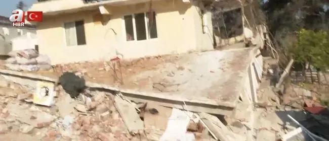 deprem-asi-nehrinin-yatagini-degistirdi-vatandas-konusamadi-muhabirimize-sarilip-agladi-1677309005369.jpg Deprem Asi Nehri’nin yatağını değiştirdi! Vatandaş konuşamadı muhabirimize sarılıp ağladı - 1