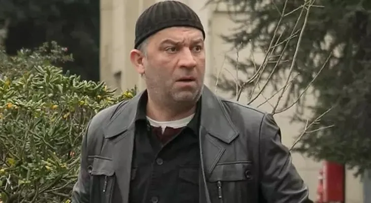 Arka Sokaklar’ın Mesut Komiser’i Şevket Çoruh’un eşiyle arasındaki yaş farkı şaşırttı! Kendisinden yaşça küçük...