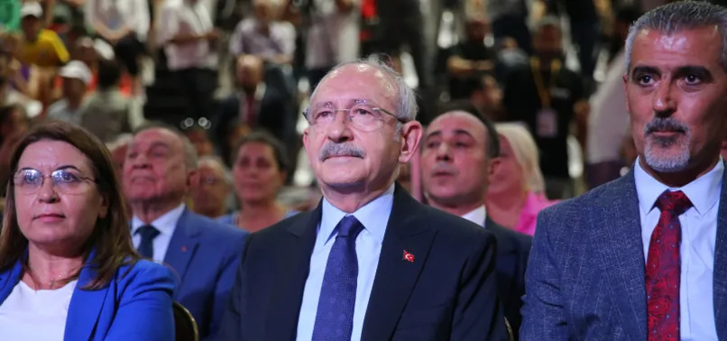İşte CHP'deki omurgasızlık hikayesinin perde arkası! İmamoğlu'nun travmatik siyasi eziklik hezimeti