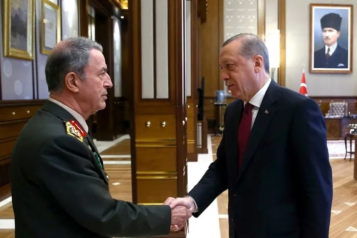 Cumhurbaşkanı Erdoğan’ın YAŞ üyelerini Beştepe’de kabul etti