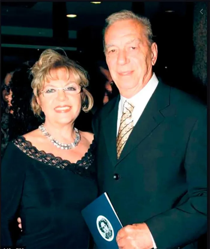 nevra-serezliden-45-yillik-evlilik-itirafi-kitabina-uygun-bir-estim-1764754826741.jpeg Kaynak: Sosyal medya