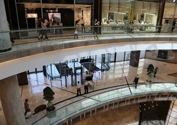 AVM'lerin kapanış saatine ramazan ayarı