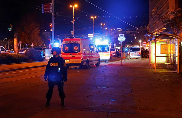 Son dakika: Viyana’da 6 farklı noktaya terör saldırısı