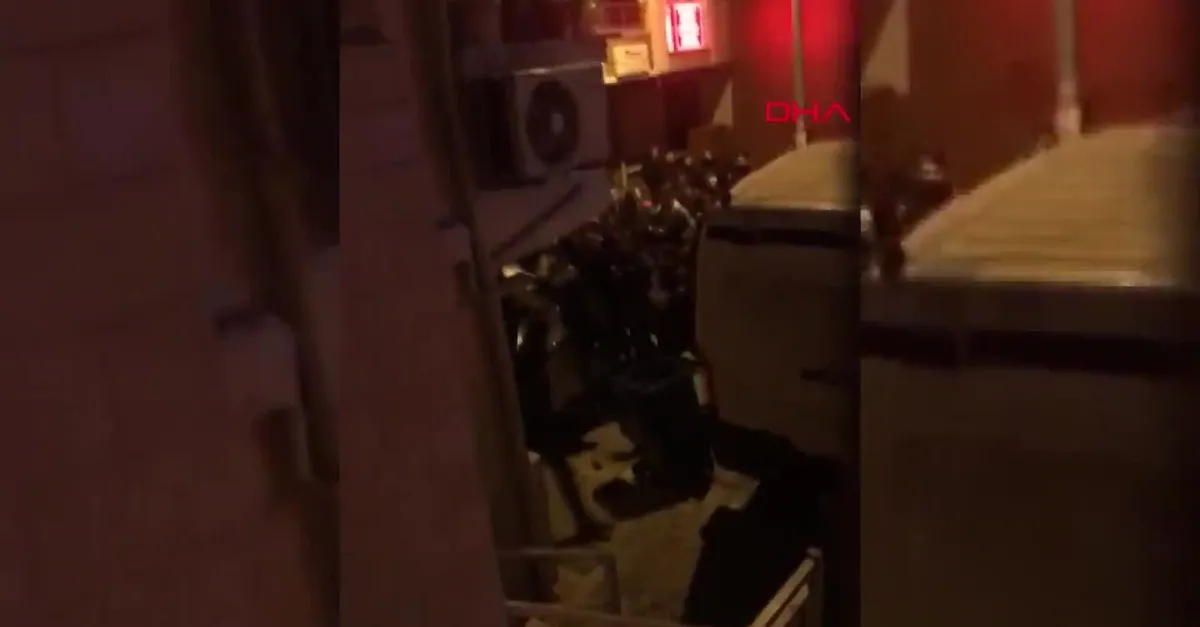 İstanbul Bahçelievler'de bekçilere bıçaklı saldırı! Şüpheli vurularak yakalandı