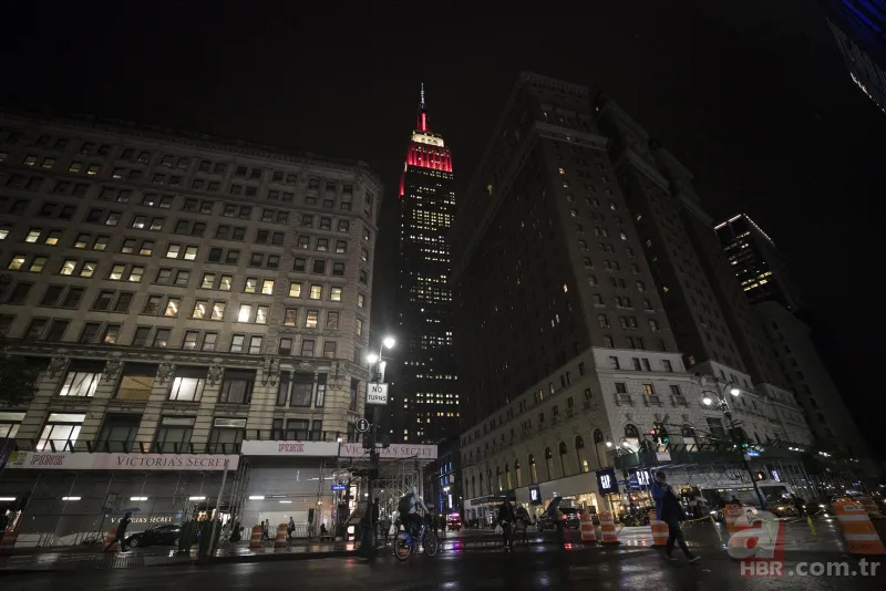 THY sponsor oldu en ünlü bina kırmızı beyaza büründü 1