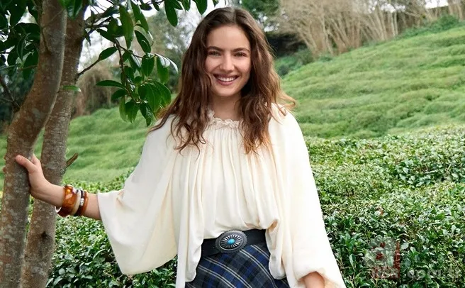 Ava Yaman'ın iftar tarzı olay oldu: Kimi beğendi kimi eleştirdi 1