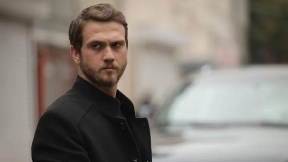 Çukur'un Yamaç'ı Aras Bulut İynemli'nin annesi herkesi şaşırttı!