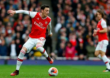 Mesut Özil'in Arsenal ile bağı kopuyor! İşte yeni takımı