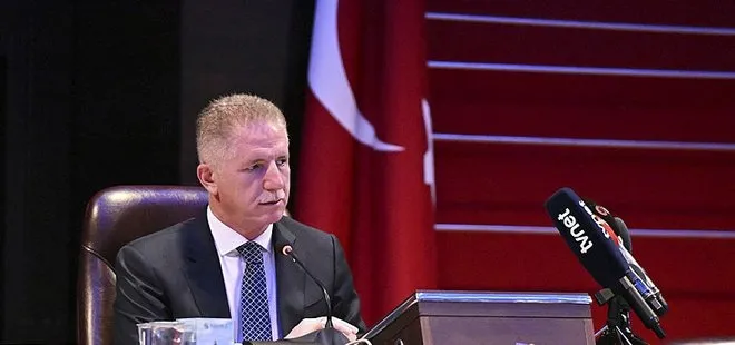 İstanbul Valisi Davut Gül: Şehirde dilenciliği tamamen ortandan kaldıracağız