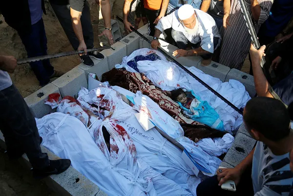 Katil İsrail’den Filistinlilere broşür üzerinden tehdit: Sizi öldürüp buralardan süreceğiz