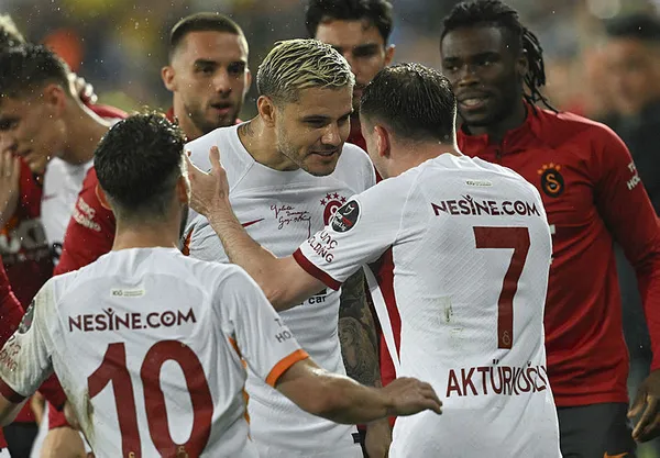 1685631644850.jpg Mauro Icardi'nin eşi Wanda Nara'dan Galatasaray taraftarını üzücü açıklama! Yıldız isim veda mı ediyor? - 6