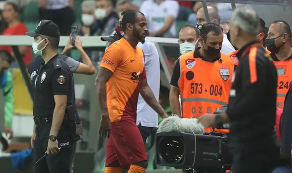 kerem-akturkogluna-saldiran-marcaoya-pfdkdan-8-mac-ceza-1629395450655.jpg Kerem Aktürkoğlu'na saldıran Marcao'ya PFDK'dan 8 maç ceza - 2
