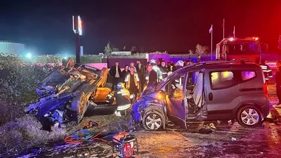 Kara yolunda katliam gibi kaza