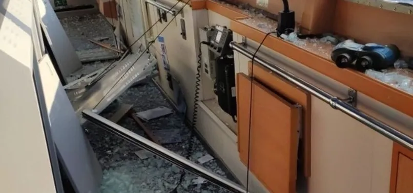 Son dakika: Türk iş insanına ait gemi vuruldu