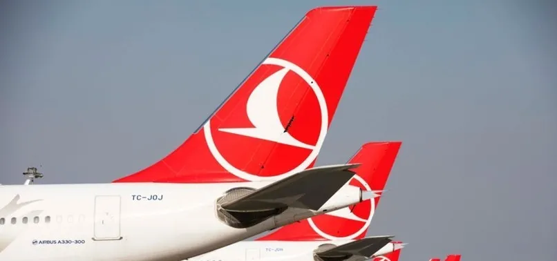 THY'den pilotların babalarına videolu sürpriz