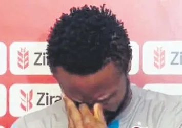 Irkçı saldırılarla ilgili konuşan Obi Mikel gözyaşlarına hakim olamadı!