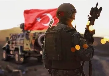 Hilal tamam sıra yıldızda