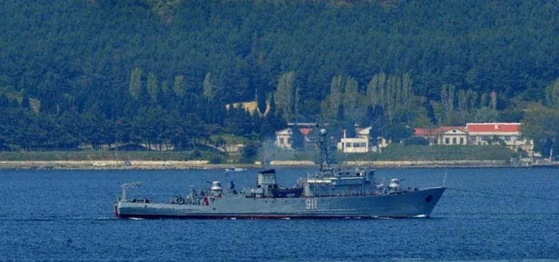 Çanakkale Boğazı'ndan Rus savaş gemisi geçti