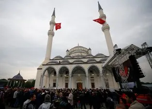 Cumhurbaşkanı Erdoğan, İzmir'de Bilal Saygılı Camisi ve Külliyesi'nin açılışını yaptı! Bilal Saygılı Camii'nin özellikleri neler?