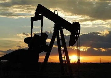 Darbeci Hafter petrolü hedef aldı! Pompalama işlemi durduruldu