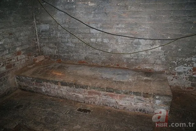 Yeni taşındığı evde gizli kapı buldu! Kapıdan içeri giren adam gördükleri karşısında adeta şoke oldu 19