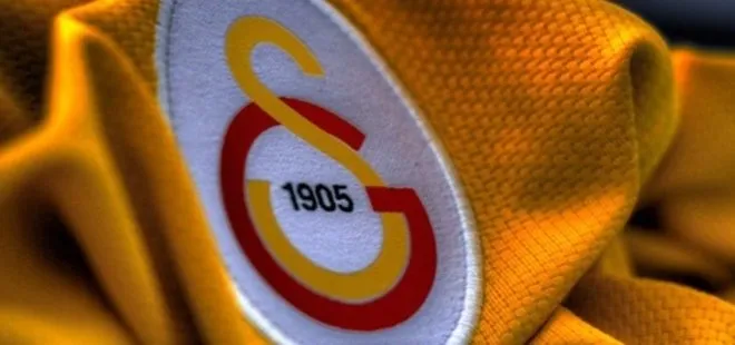 Galatasaray, Oktay Mahmuti ile masaya oturdu