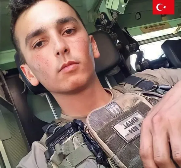 Pençe Kilit şehitlerine veda! Gözyaşları sel oldu