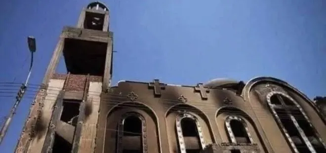 Mısır’da kilisede yangın çıktı! Ölü ve yaralılar var