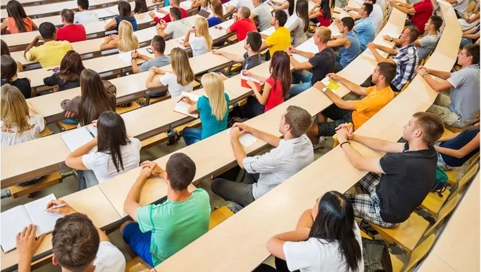 Son dakika: Bilim Kurulu’ndan tavsiye kararı! 4 üniversitede yüz yüze eğitim kararı