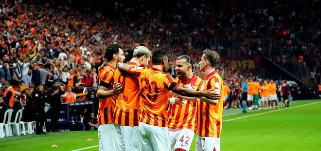 Galatasaray galibiyet serisini 10’a çıkardı! Sahada Zaha rüzgarı