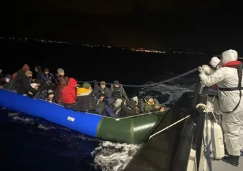 İzmir’de 66 düzensiz göçmen kurtarıldı