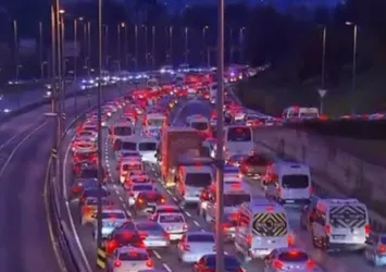 İstanbul'da sabah trafiği! İşte trafik yoğunluk haritasında son durum