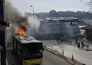 Beykoz'da İETT otobüsü cayır cayır yandı!