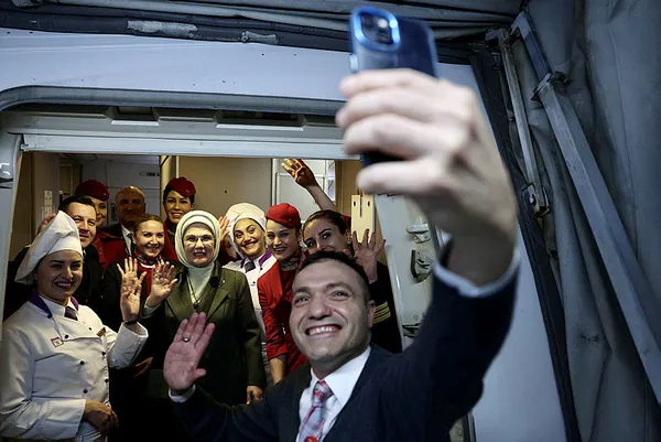 Emine Erdoğan’dan New York’taki Türkevi’ne ziyaret