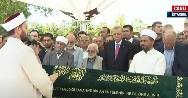 Son dakika: Başkan Erdoğan İstanbul'da yazar Rıdvan Kaya'nın babasının cenazesine katıldı - 2