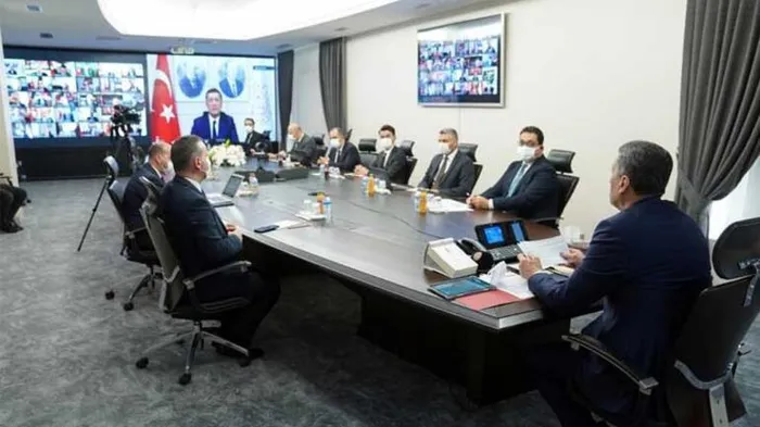 Son dakika: Milli Eğitim Bakanı Ziya Selçuk’tan flaş uzaktan eğitim açıklaması