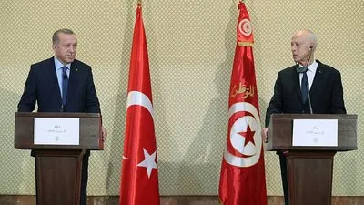 Erdoğan’dan Tunus heyetine sigarayı bırakın tavsiyesi