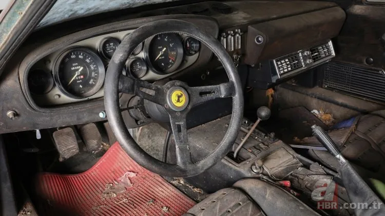 Ferrari 365 GTB / 4 Daytona garajdan çıktı! Gözlerine inanamadılar... 1