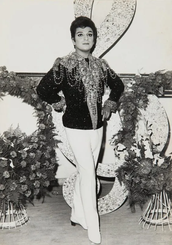 Zeki Müren 87�nci doğum gününde unutulmadı! �Sanat Güneşi� Zeki Müren