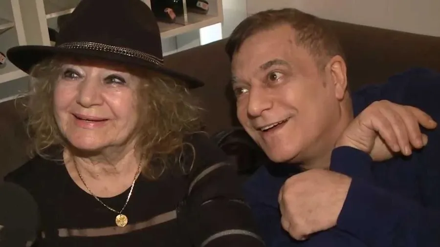 mehmet-ali-erbili-yikan-olum-haberi-annesini-kaybetti-1775132961043.jpeg Mehmet Ali Erbil’i yıkan ölüm haberi: Annesini kaybetti - 3