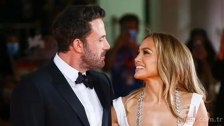 Marc Anthony kainatın ’ikinci’ en güzel kızıyla nişanlandı