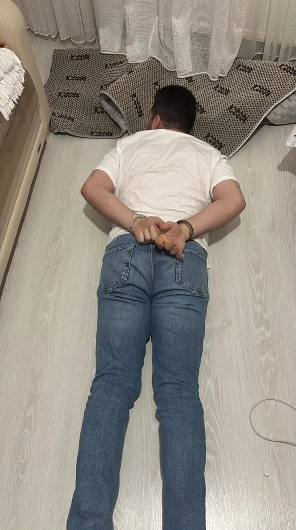suc-orgutlerine-darbe-daltonlar-boyunlar-gundogmuslar-cok-sayida-gozalti-1784014079496.jpg Suç örgütlerine darbe! Daltonlar, Boyunlar, Gündoğmuşlar: Çok sayıda gözaltı - 1