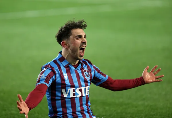 Jose Mourinho'nun hedefi Abdülkadir Ömür! Transferi için harekete geçtiler - 3