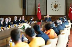 Başkan Erdoğan şampiyon Galatasaray’ı kabul etti!