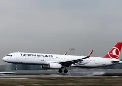 Antalya Havalimanı'nda THY uçağının kanadı anten direğine çarptı