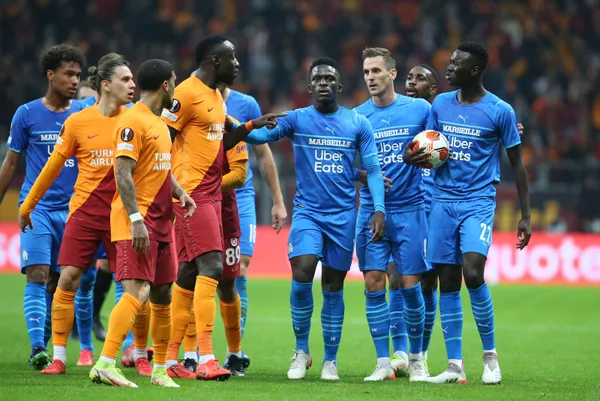 Fransız basını Marsilya’yı yerden yere vurdu: Cehennemde battı