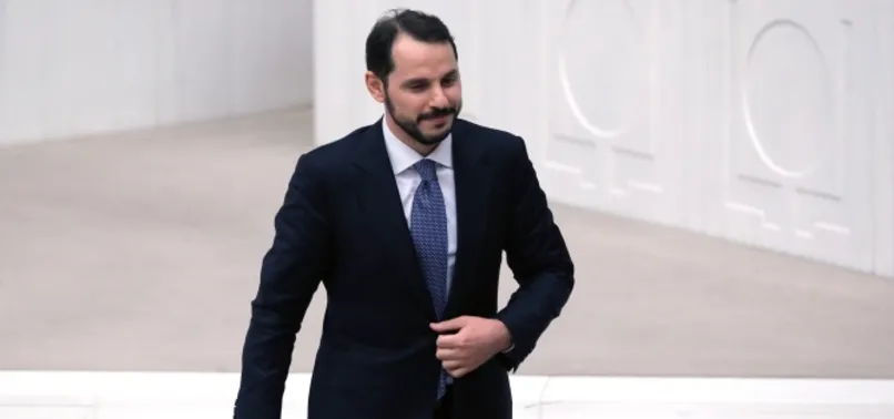 Bakan Berat Albayrak Beşiktaş'ı tebrik etti